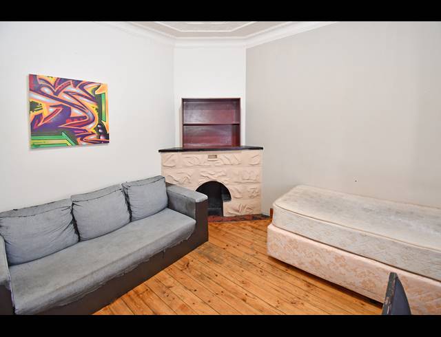 11 BEDROOM HOUSE FOR SALE IN HURST HILL